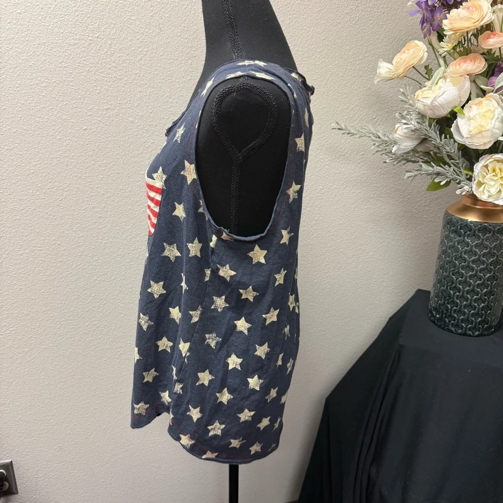 Natural Reflections Star Tank L | Patriotic USA Flag Pocket 4th of July Top - Picture 2 of 8